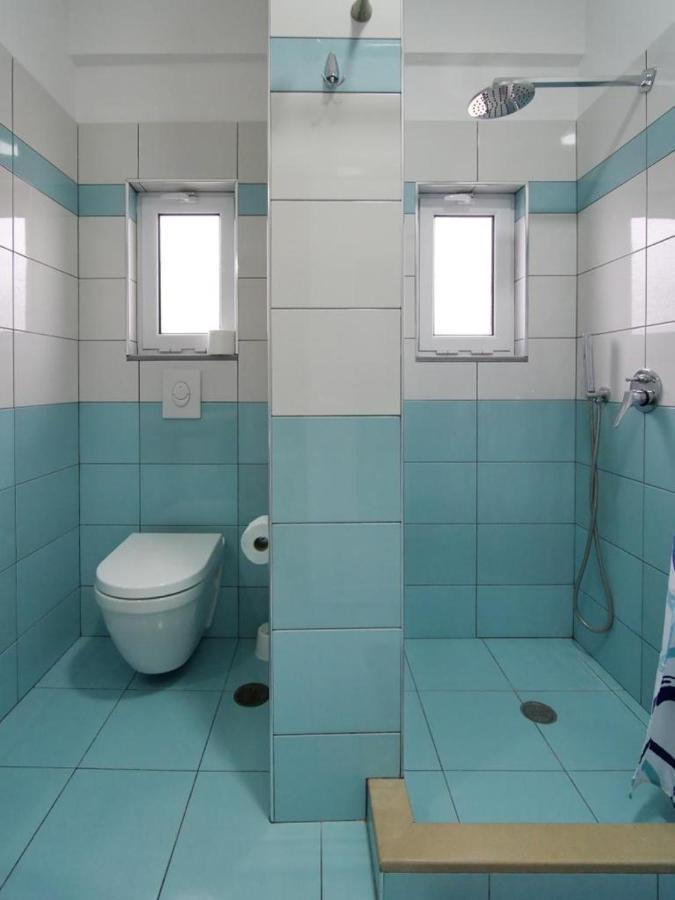 Himara Royal Hotel Екстериор снимка