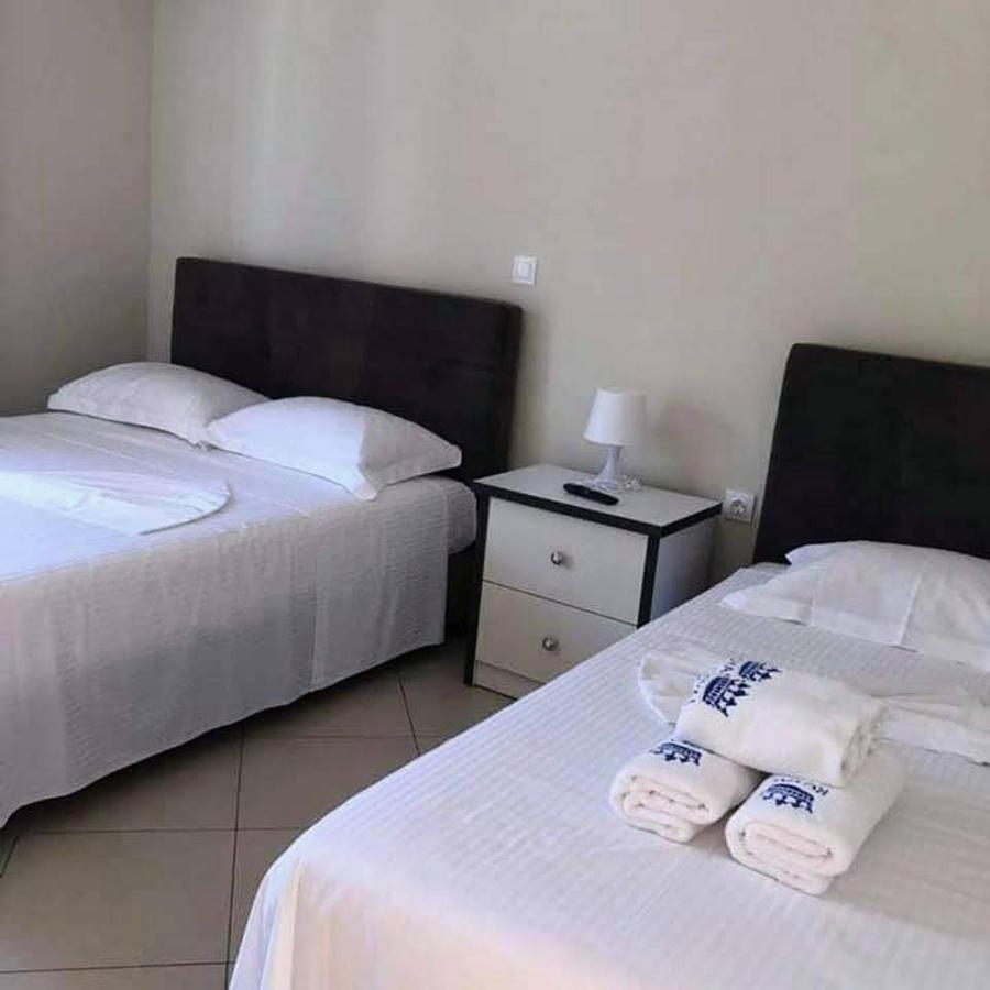 Himara Royal Hotel Екстериор снимка